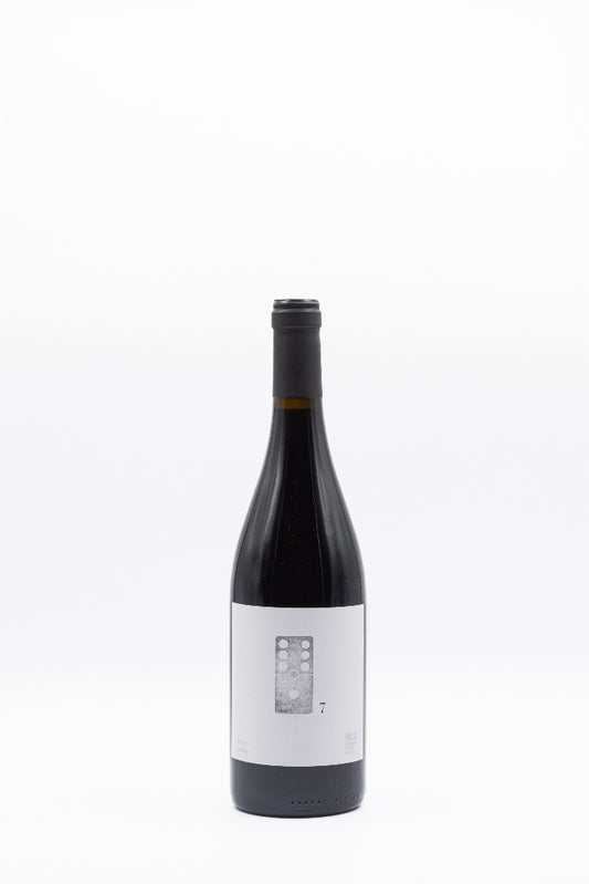 Siete Red - 80% Tempranillo Tinta, 10% Garnacha Tinta, 10% Mazuelo